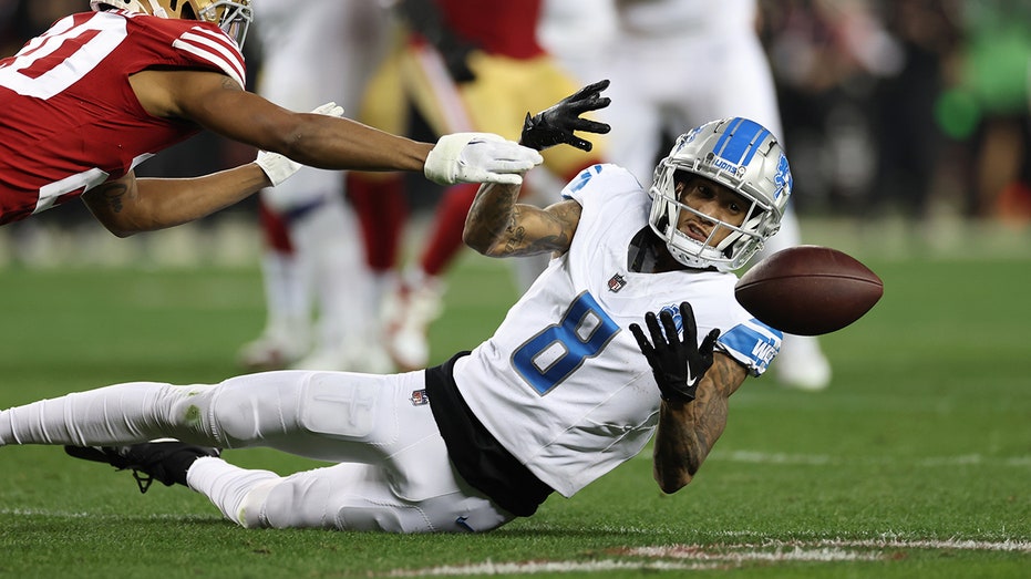 Lions' Josh Reynolds tries to brush off crucial drops in NFC title game: 'S--- happens'