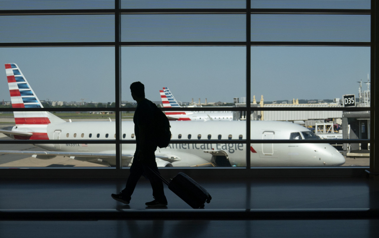 Delta, American, Other Major Airlines Grounded Amid Mass IT Outage, Other Industries Impacted