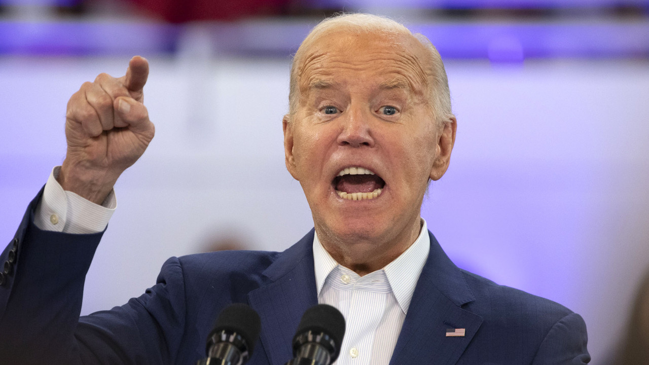 Biden’s Meeting With Congressional Hispanic Caucus Turns Into Debacle: Reports