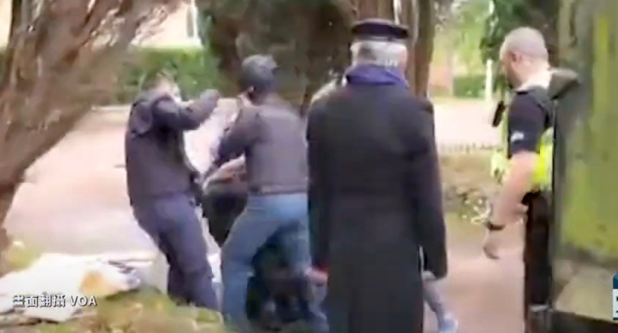 Man Protesting Outside Chinese Consulate in UK Dragged Into Consular Grounds And Beaten