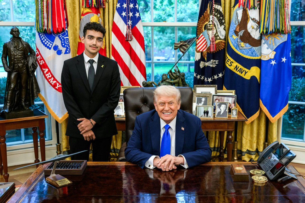 Two Years After October 7 Massacre, Trump Welcomes Hamas Hostage Edan Alexander To The White House