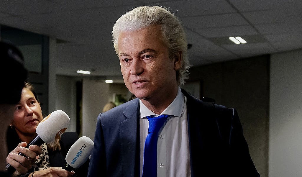 Dutch Government Collapses After Popular Right-Wing Party Protests Immigration Policy