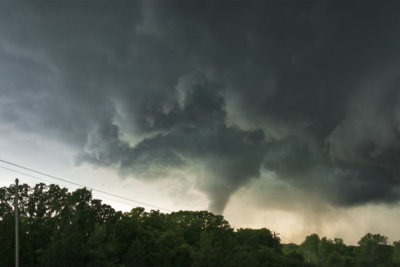 Massive Tornados Sweep Through Tennessee, Hammer Nashville