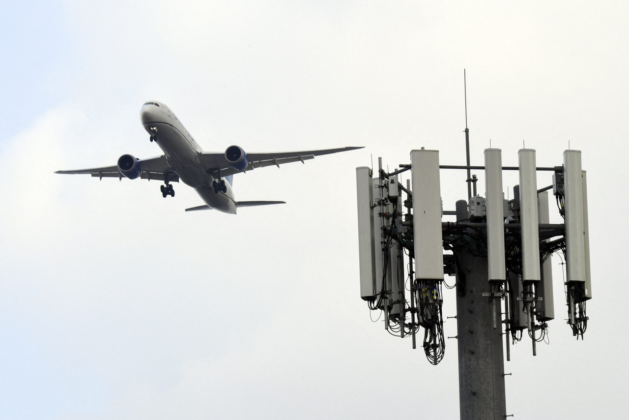 FAA Proposes 5G-Safe For All U.S. Aircraft Carriers By 2024