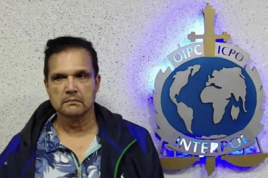 Venezuela Cons U.S. Fugitive, Returns Him To U.S. In Prisoner Swap: Report