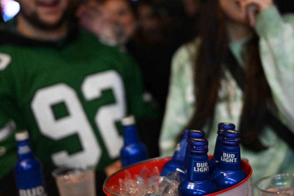 The Straight Hate On Bud Light Is Real And These Sales Numbers Show It