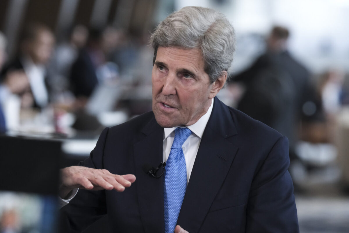 John Kerry Preparing To Step Down As Climate Czar, Will Hit The Campaign Trail Instead