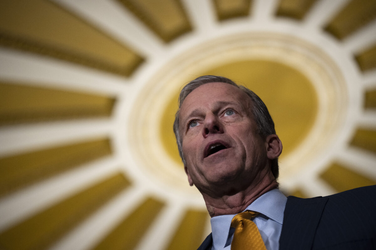 2nd-Ranking GOP Senator Thune Endorses Trump