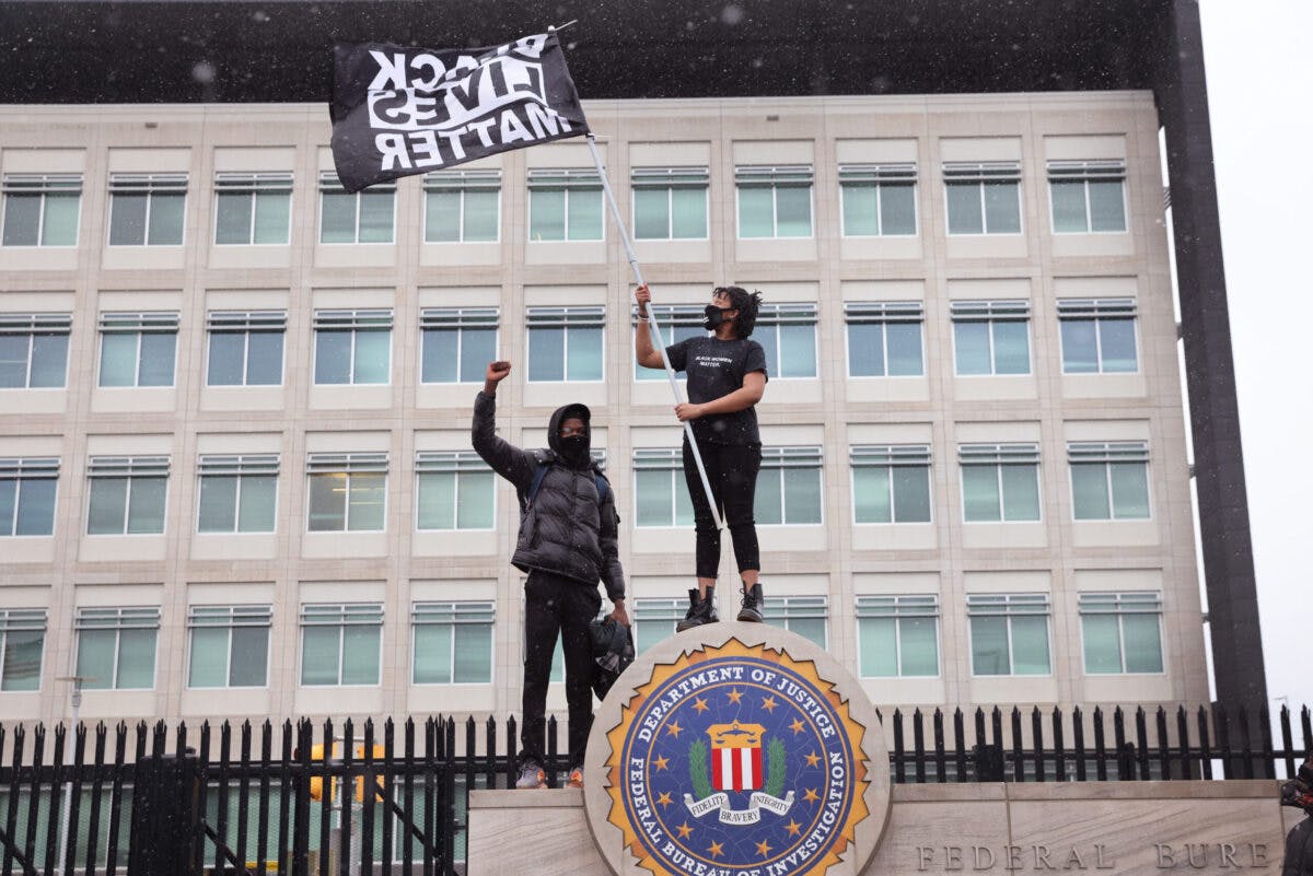 FBI Pushes Out Agents Who Knelt With BLM Protestors In 2020