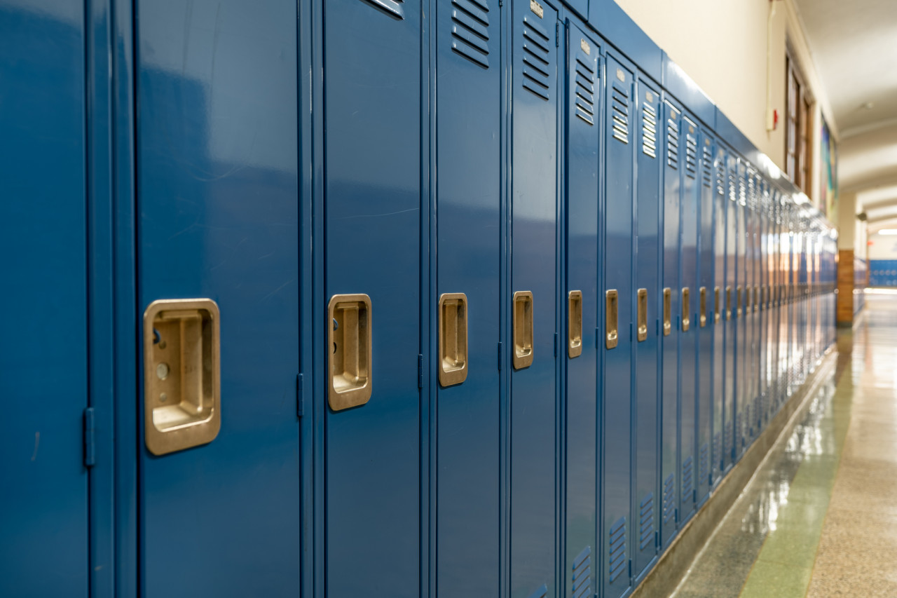 Parents Win Ruling Against Wisconsin School District Over Pronoun, Name Change Policy