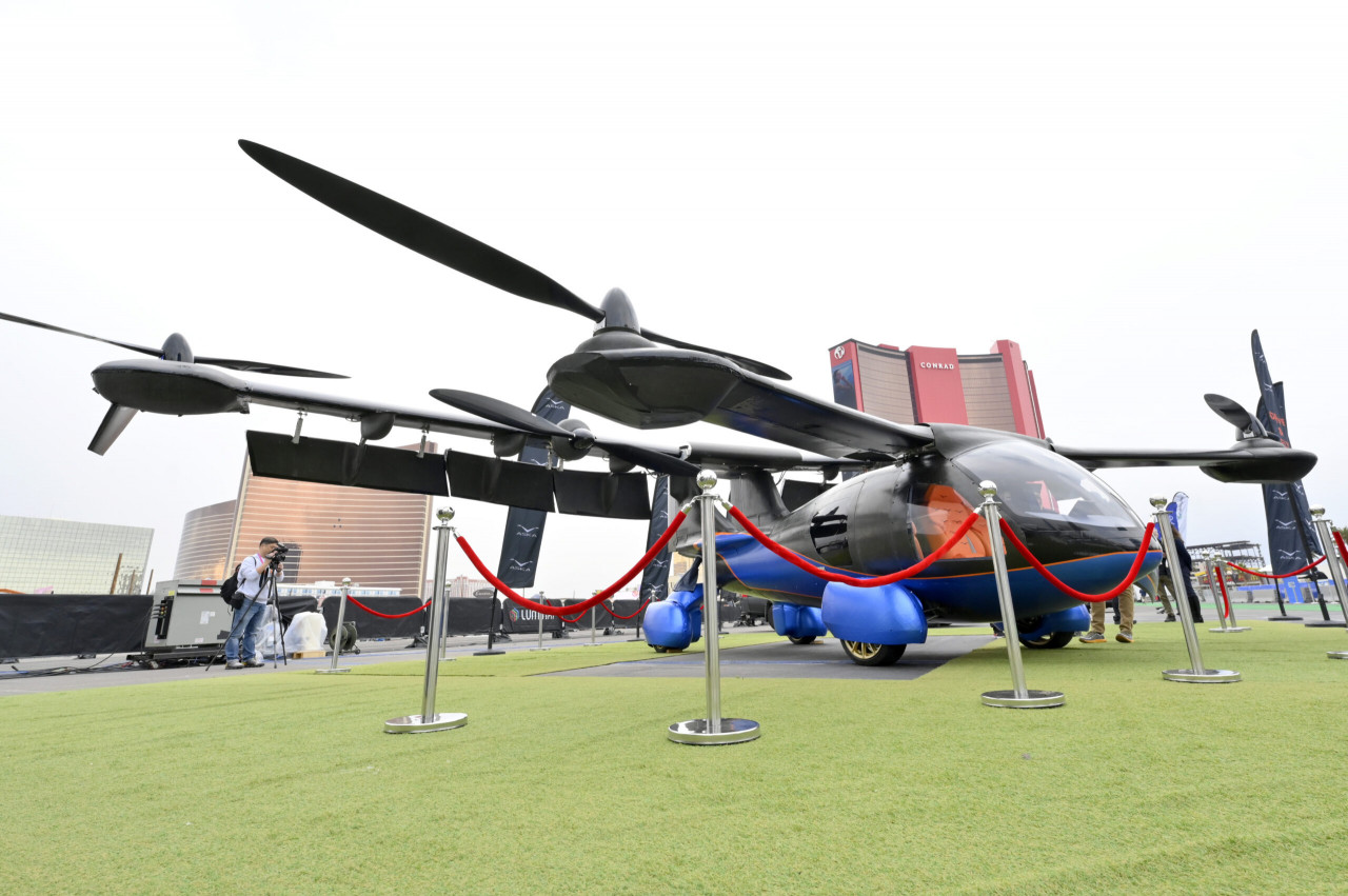 Flying Car Prototypes Are Starting To Take Off