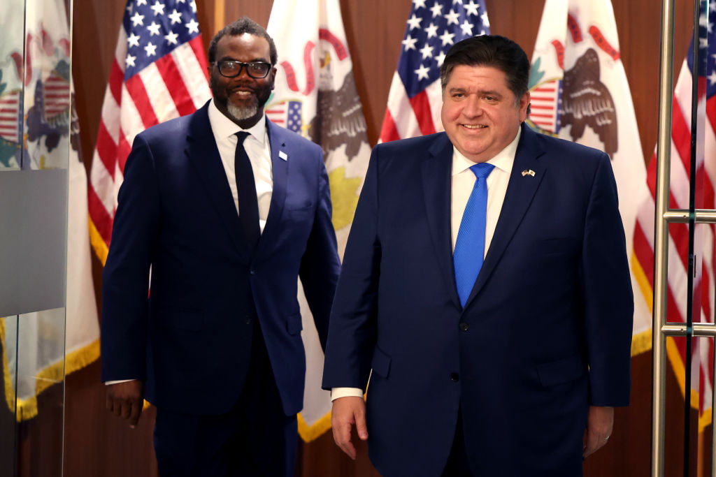 Illinois Governor Signs Bill Allowing Foreign Nationals To Become Police Officers