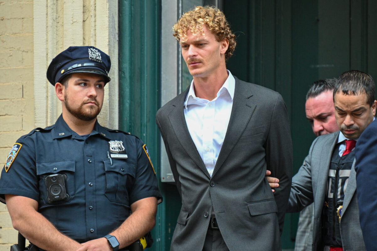 Daniel Penny’s Lawyer Addresses Similarities Between His Client’s Case And NYC Subway Shooting: ‘It’s Absolutely Frustrating’