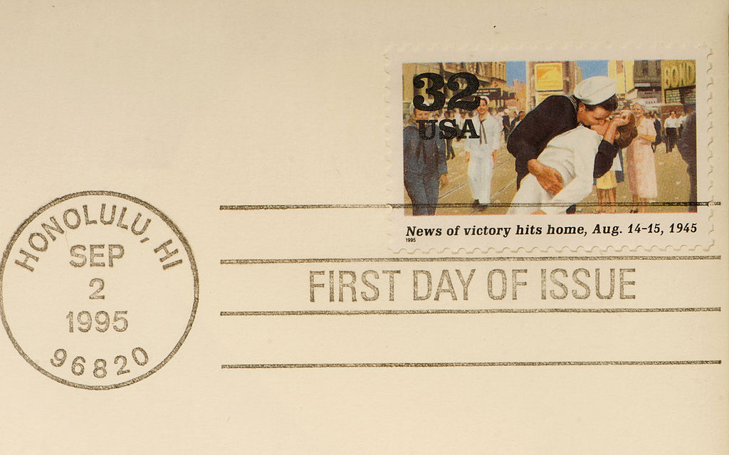 ‘She Never Felt Violated’: Granddaughter Of Nurse Kissed In Iconic WWII Photo Responds To VA’s Woke Memo