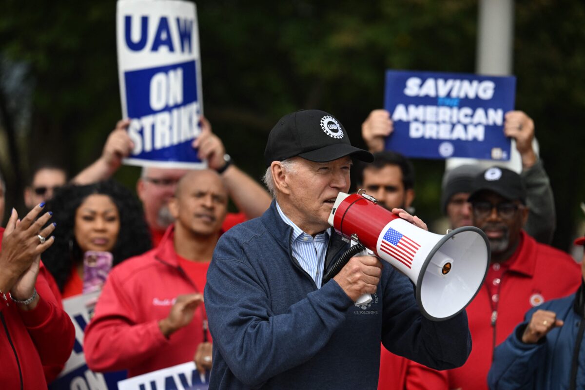 Obama’s ‘Car Czar’ Blasts Biden For Joining Auto Worker Picket Line