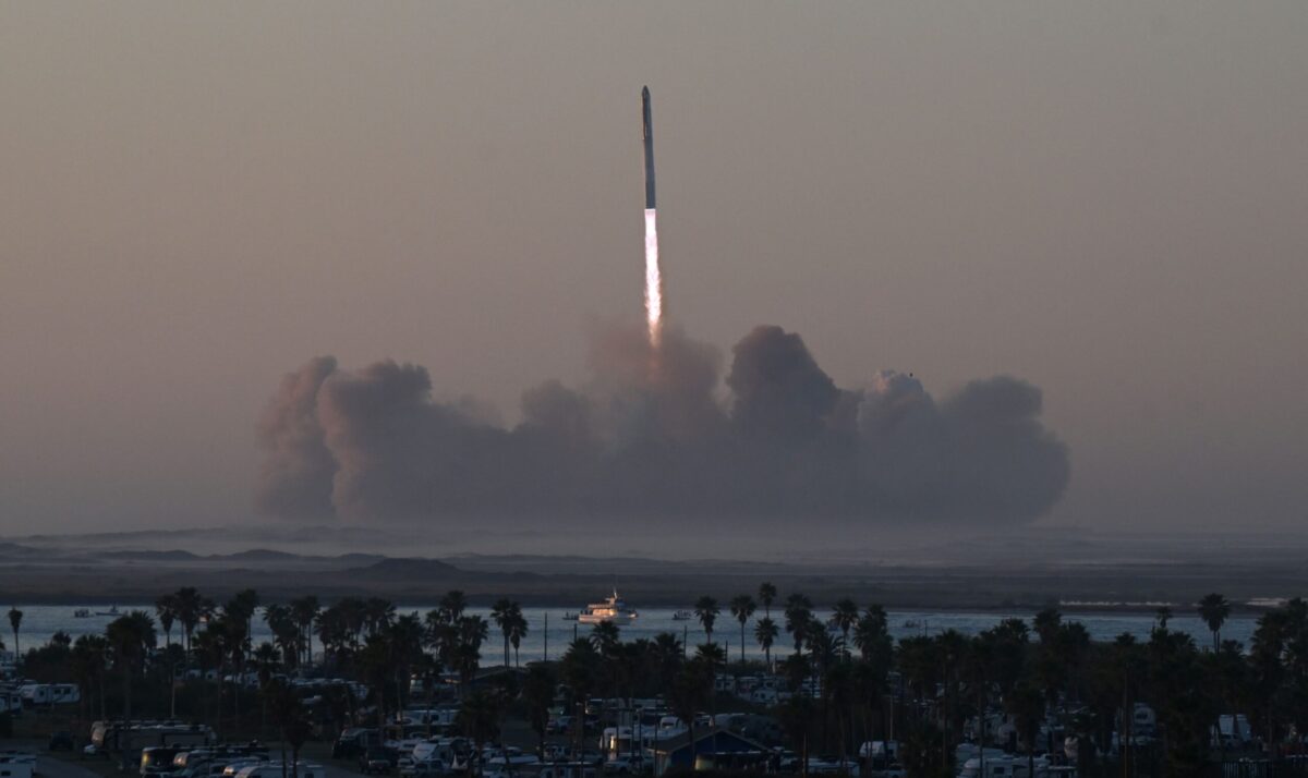 SpaceX Finds ‘Success’ In Explosive Second Rocket Test Flight