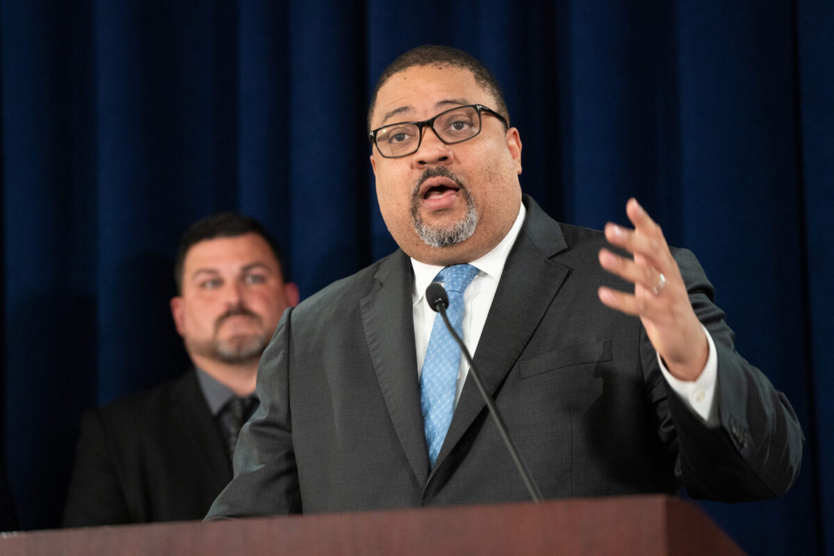 Manhattan DA Does Not Oppose Delay For Trial In Trump Hush-Money Case