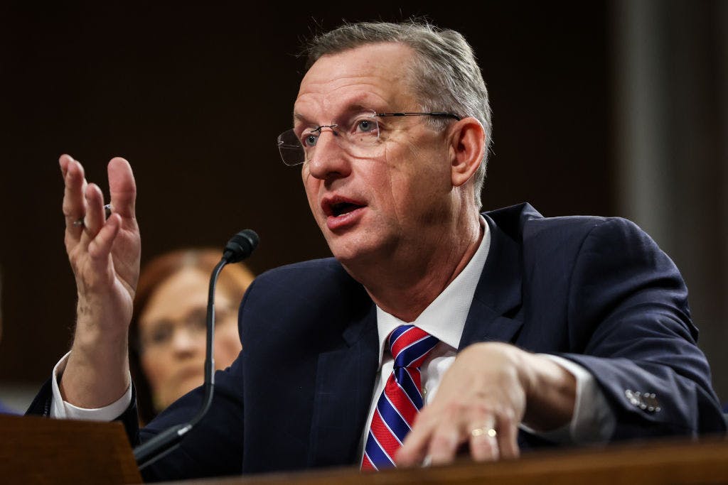 Veterans Affairs Sec Says ‘Violent Mobs In Los Angeles’ Forced Veterans Clinic To Close