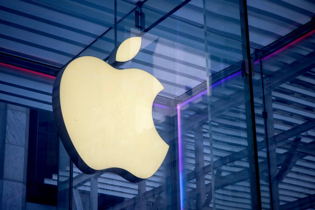 Republicans Press Google, Apple To Remove Apps That Track Immigration Agents