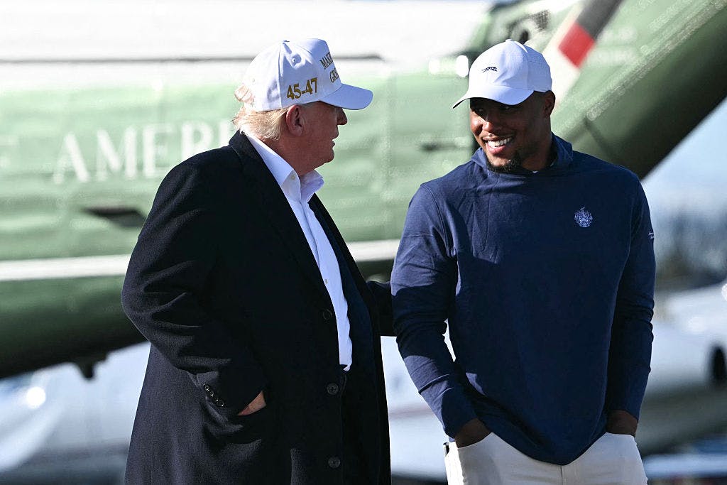 ‘Get Out My Mentions!’: Eagles Running Back Swipes At Critics Mad He Played Golf With Trump