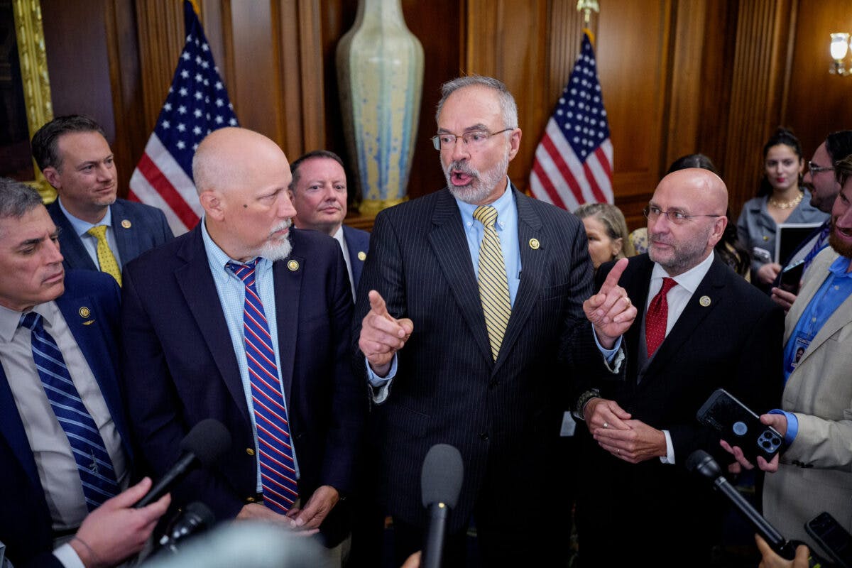 Fiscal Hawks Make Urgent Demand For ‘DOGE Cuts’