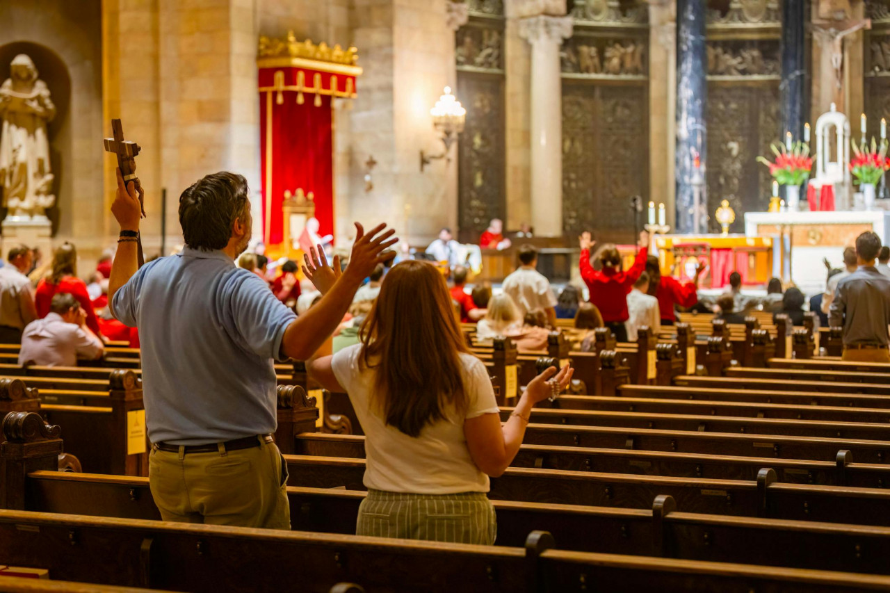 Not The Crazy Ones: Why Churchgoing Is A Mark Of Sanity