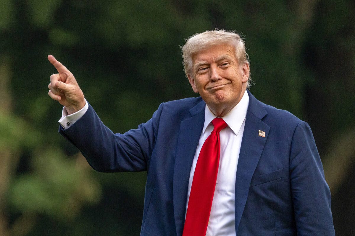 ‘They Should All Be Prosecuted’: Trump Trashes Kamala, Celebs Over Alleged Pay-For-Play Endorsements