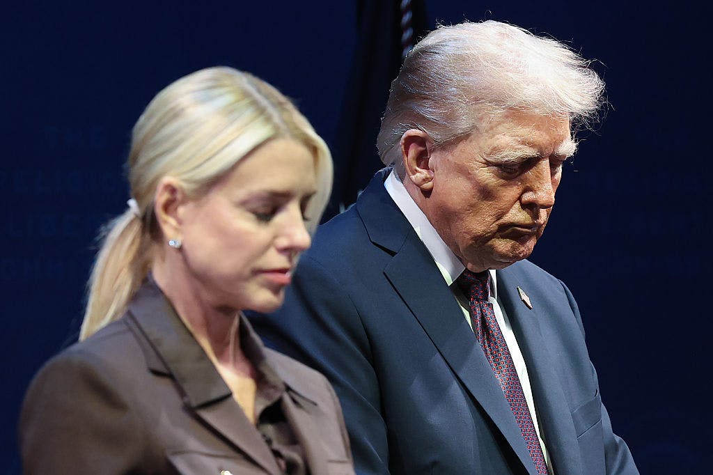 Trump Promises Fresh Push To Defend Prayer In Public Schools