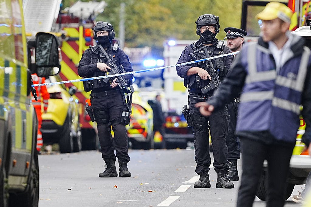 Yom Kippur Carnage: Knife-Wielding Attacker Kills 2 Outside Synagogue