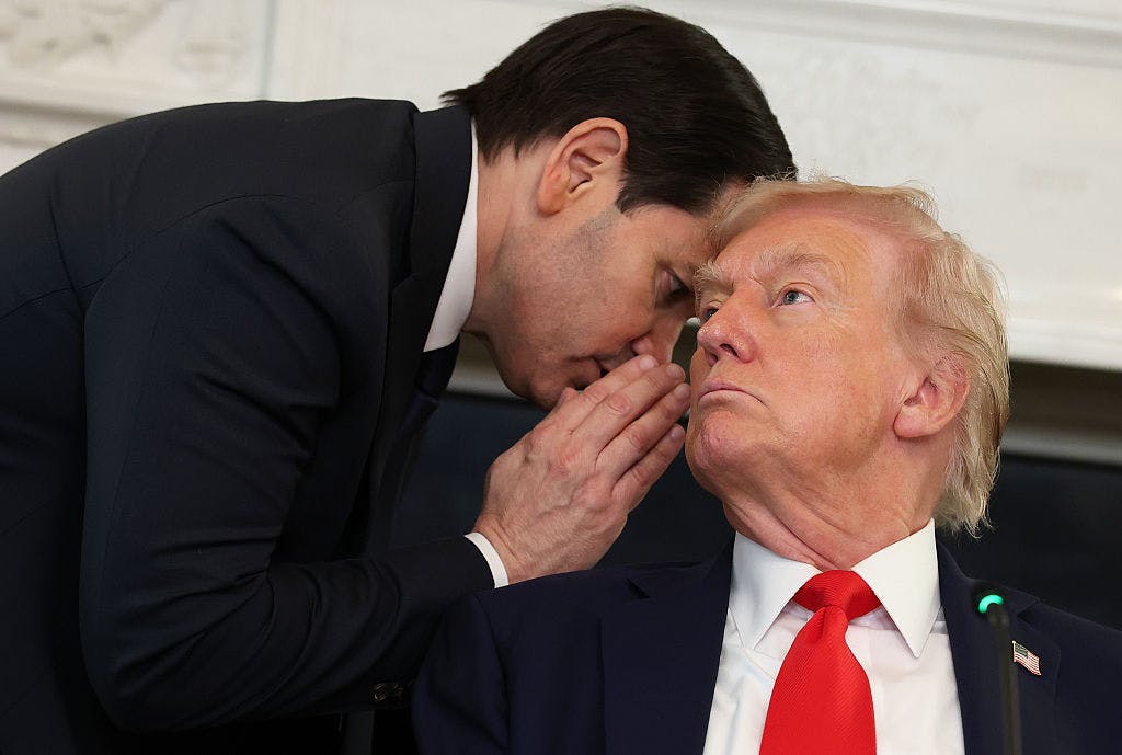SEE IT: Photo Captures What Was On The Note Rubio Handed Trump Ahead Of Peace Deal