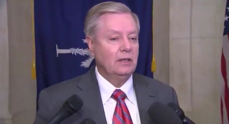 Lindsey Graham Threatens Elon Musk After He Calls for De-escalation in Ukraine-Russia War