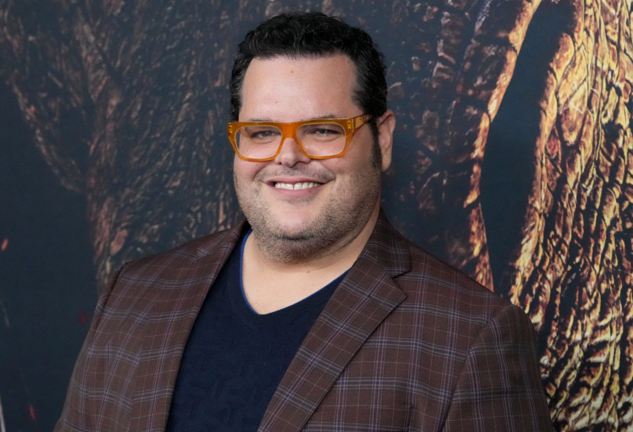 Actor Josh Gad Said He Was ‘Shamed,’ ‘Attacked’ For Publicly Supporting Israel’: ‘This Isn’t A War. It’s A Massacre’