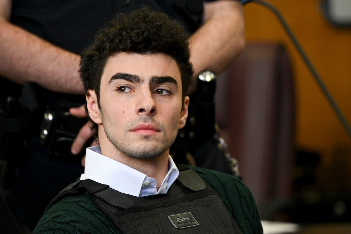 DOJ Drops Fight For Death Penalty In Luigi Mangione Assassination Case