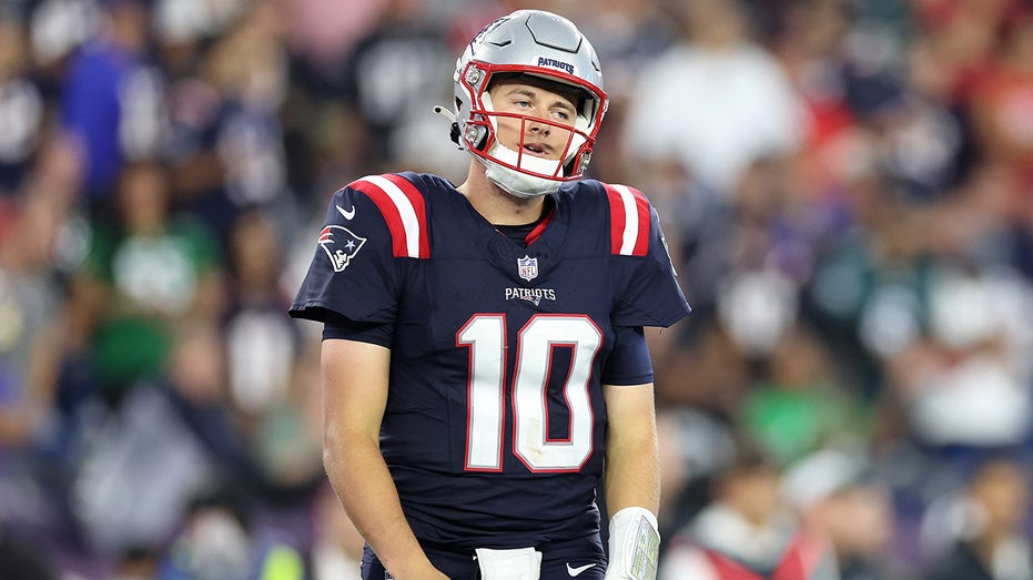 Despite recent benching, Patriots QB Mac Jones staying positive on potentially starting vs. Giants: 'Hope so'