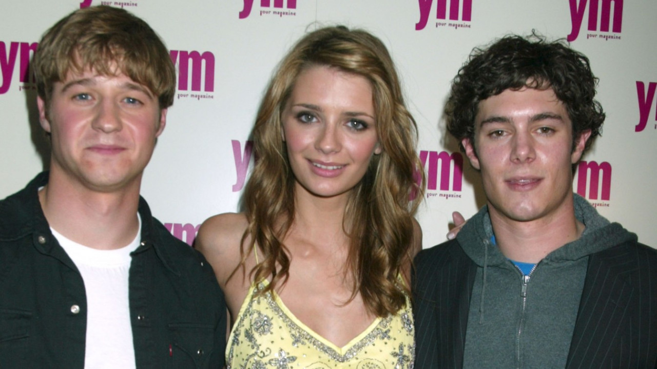 Mischa Barton Reveals She Had Off-Screen Romance With Older ‘O.C.’ Love Interest