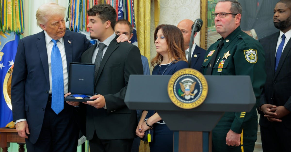 Trump Presents First-Ever ‘Medals Of Sacrifice’ To Families Of Slain Law Enforcement Officers