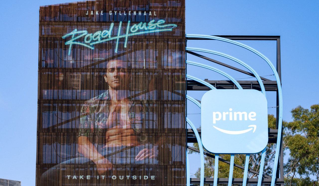 Original ‘Road House’ Writer Sues Amazon, Claims Company Used AI For Actors’ Voices