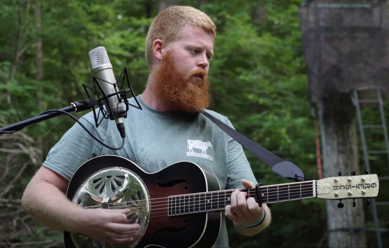 Unknown Singer-Songwriter Receives Praise For Viral ‘Anthem’ For The ‘American Working Man’