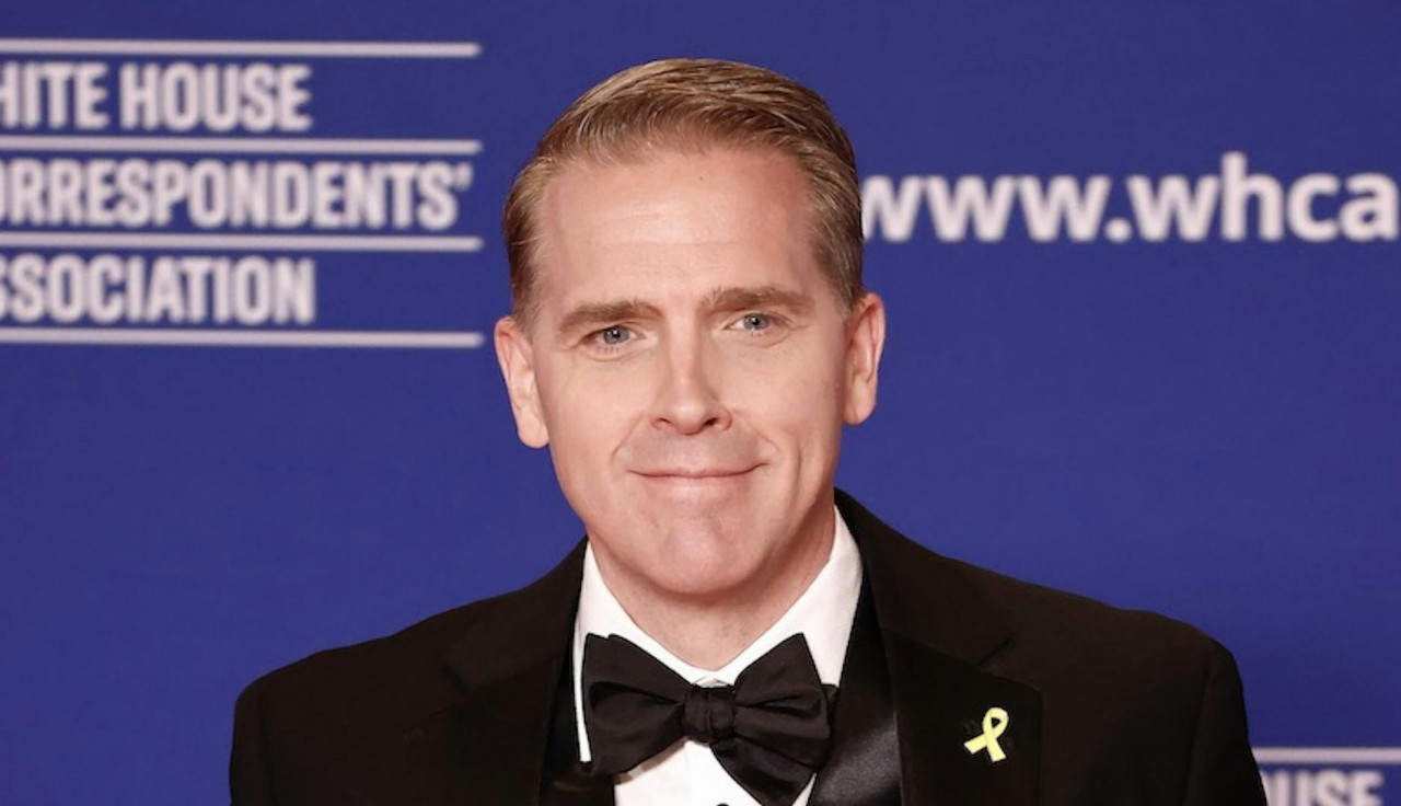 ‘Let’s Do It’: CNN Pundit Asks ‘The Office’ Star For Tips On Breaking The Fourth Wall