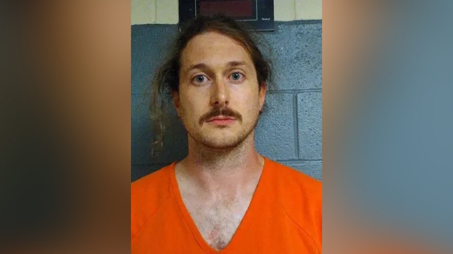 Pennsylvania Man Accused Of Having Sexual Relationship With Teen He Met On Tinder Reports