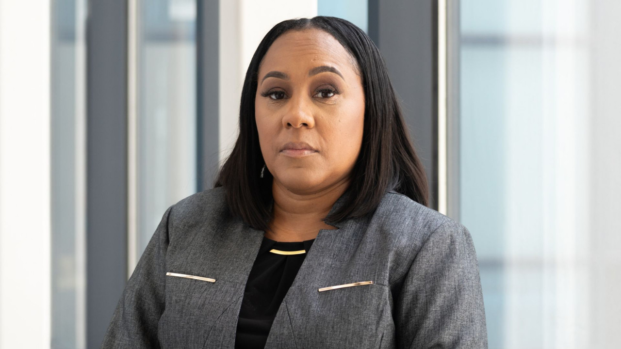 Trump Co-Defendant In Georgia RICO Case Claims DA Fani Willis Had Relationship With Prosecutor: Report