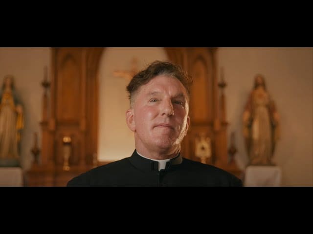 Catholic Priest Who Says “You Can’t Be Catholic and Democrat” Says “Pope Francis Is Not the Pope”