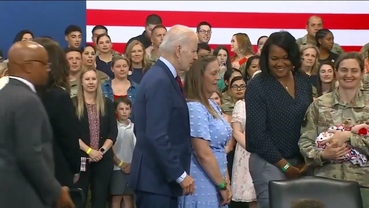 Biden Lurks Toward Baby On Stage Hoping to Get a Sniff – Handlers Jump In to Pull Him Away (VIDEO)