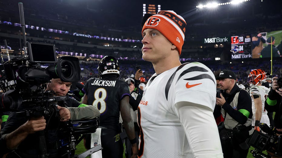 NFL quarterback injuries continue to mount through Week 11: 'That's a part of the game'