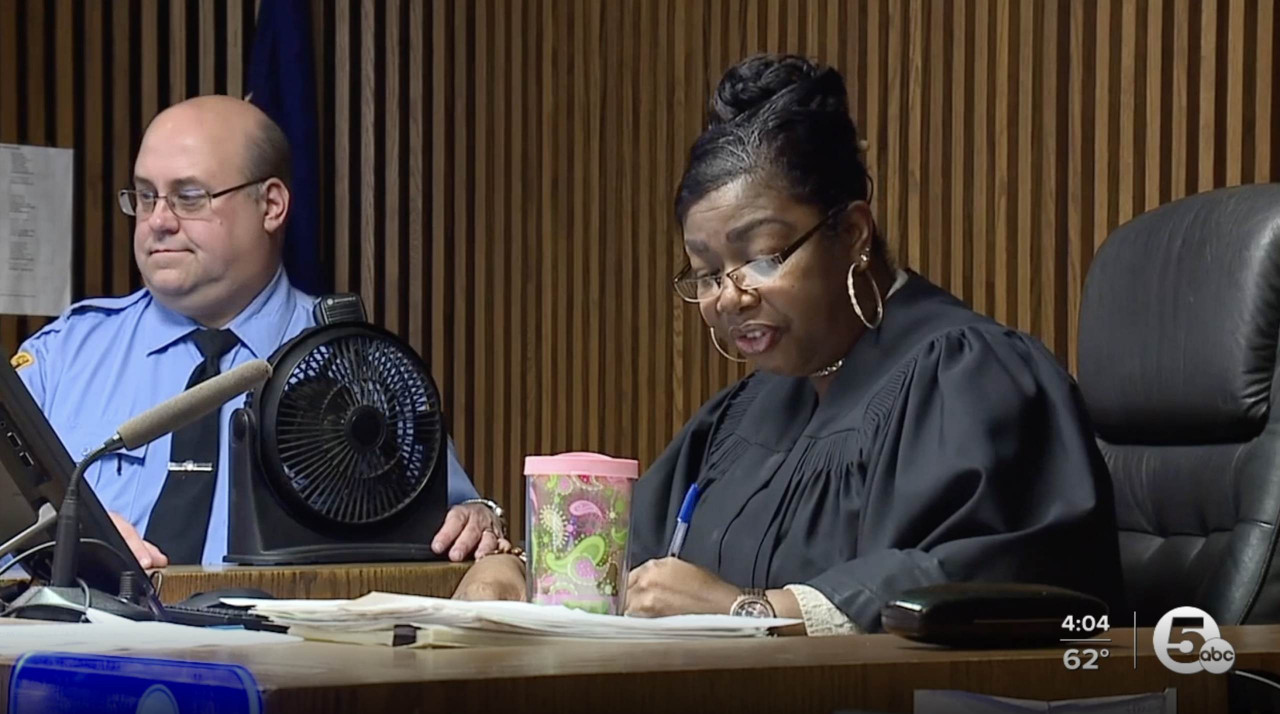 Ohio Supreme Court Suspends Democrat Judge Due to “Unprecedented” Behavior – Removes Her From Cleveland Municipal Court Bench and Temporarily Strips Law License