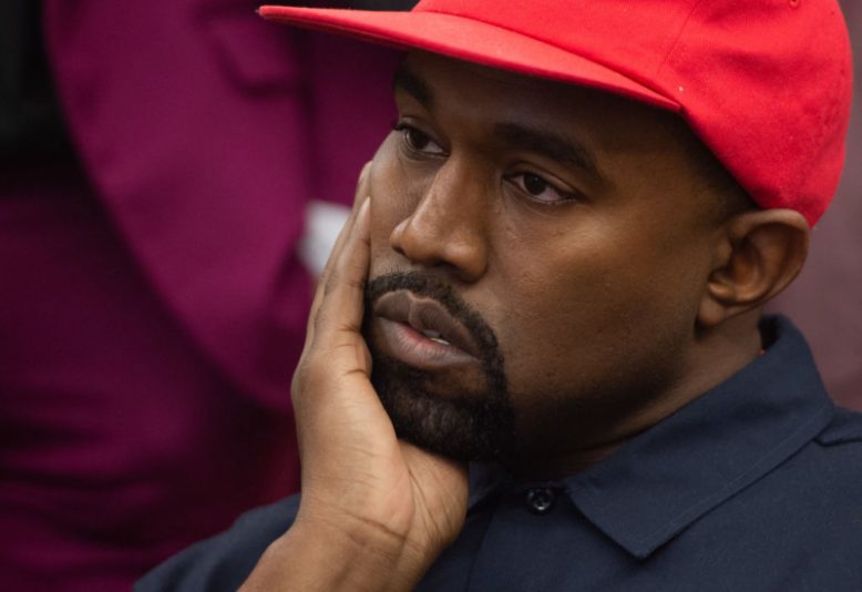 Kanye West meets with US President Donald Trump in the Oval Office of the White House in Washington, DC, October 11, 2018. (Photo by SAUL LOEB / AFP) (Photo credit should read SAUL LOEB/AFP via Getty Images)