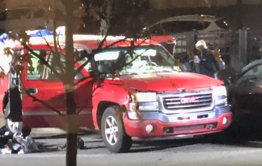 A pickup truck full of weapons was parked in front of the RNC on January 6 and was discovered by officers responding to a pipe bomb. The DOJ gave its driver a favorable plea deal. / Ken Capolino