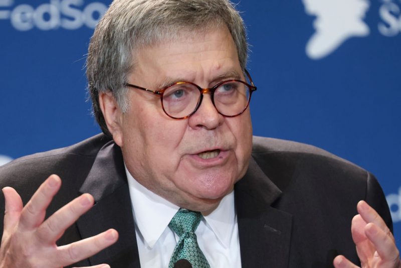 WASHINGTON, DC - SEPTEMBER 20: Former U.S. Attorney General William Barr speaks at a meeting of the Federalist Society on September 20, 2022 in Washington, DC. Barr spoke as The Federalist Society for Law and Public Policy Studies held its Education Law and Policy Conference. (Photo by Win McNamee/Getty Images)